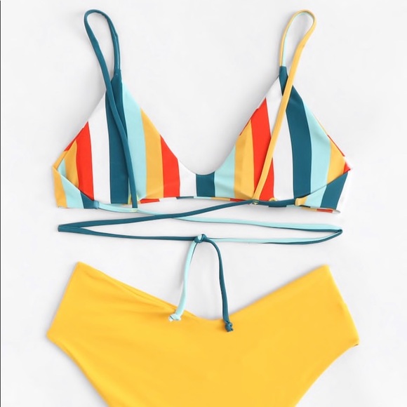 women’s bikini set - Picture 2 of 4